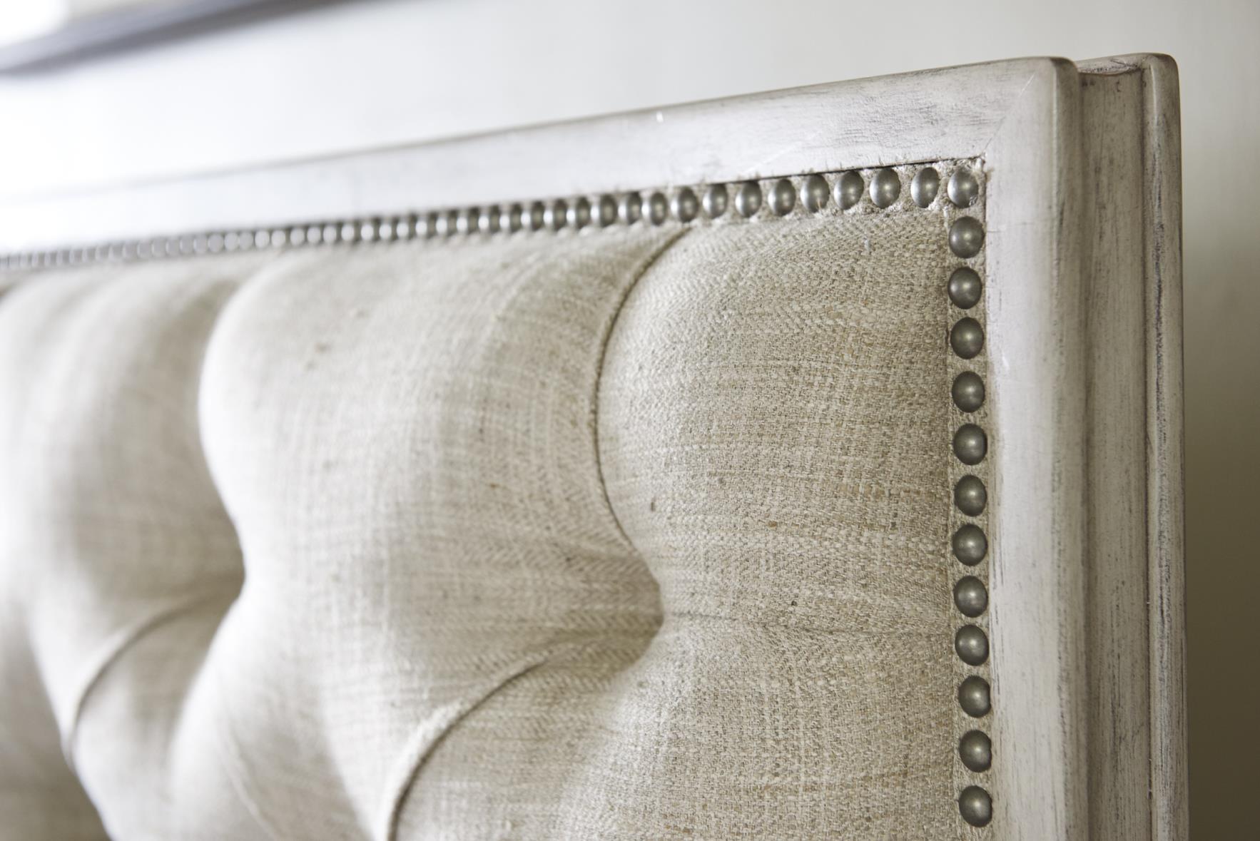 Sag harbor tufted upholstered clearance bed
